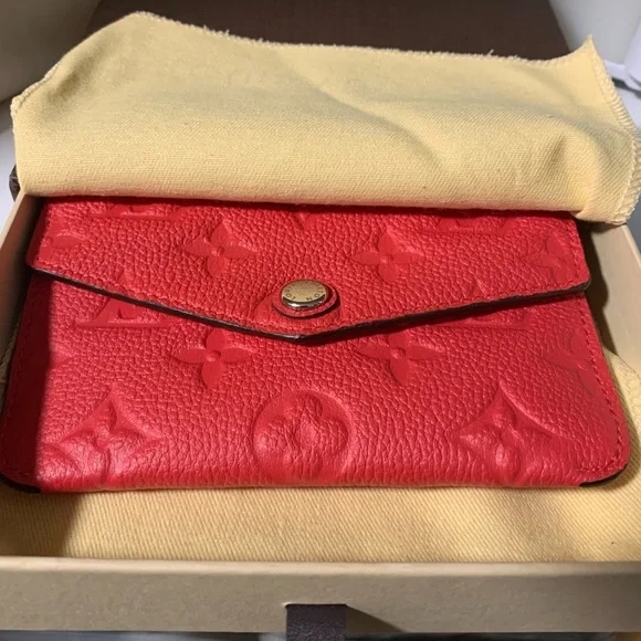 Louis Vuitton Empriente Card Holder with Keychain - Picture 6 of 15